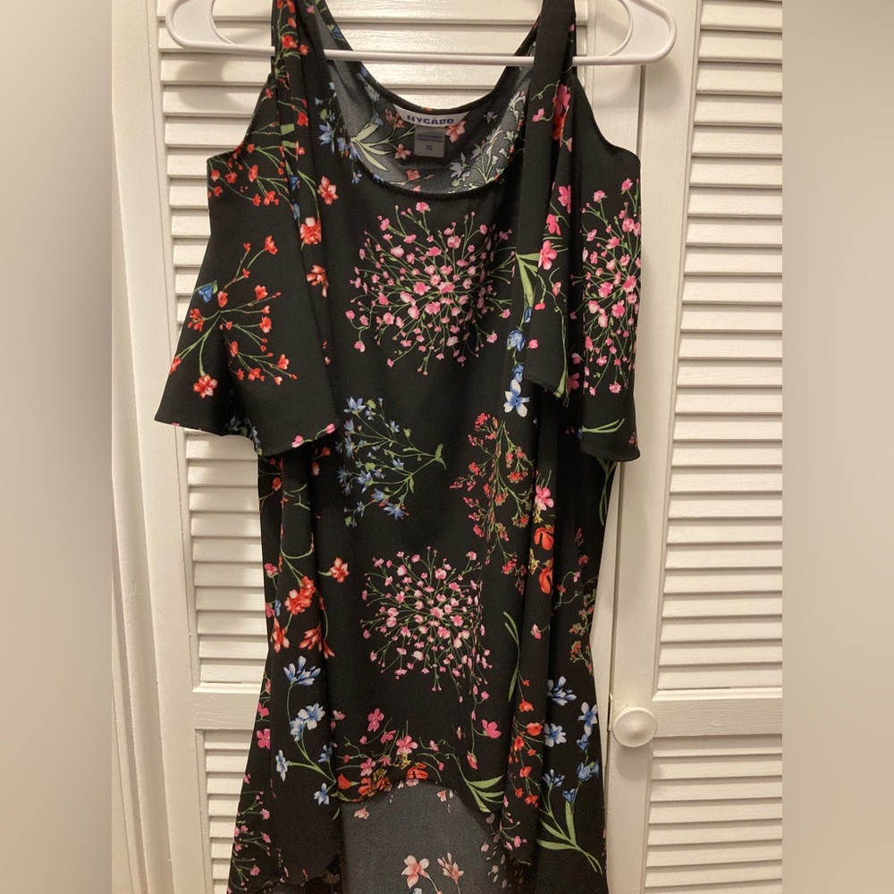 Ladies cold shoulder top